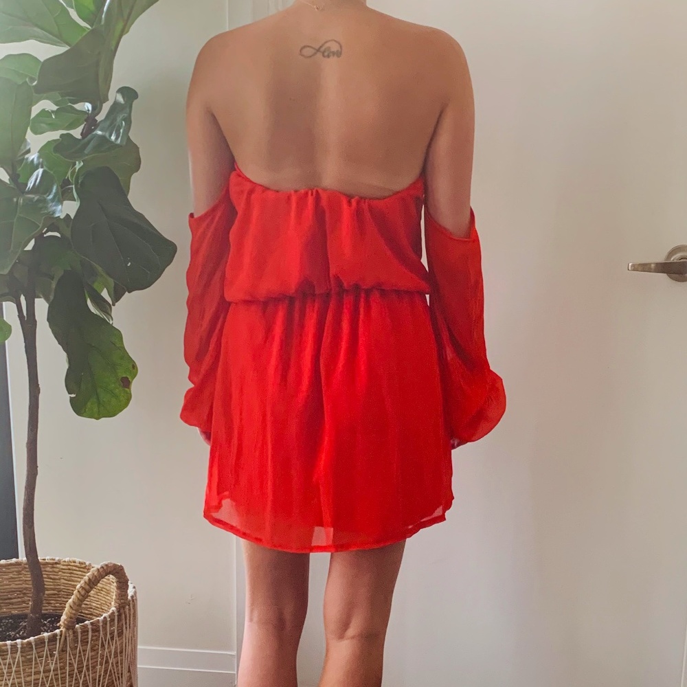 Red Dress - Picture 2 of 2